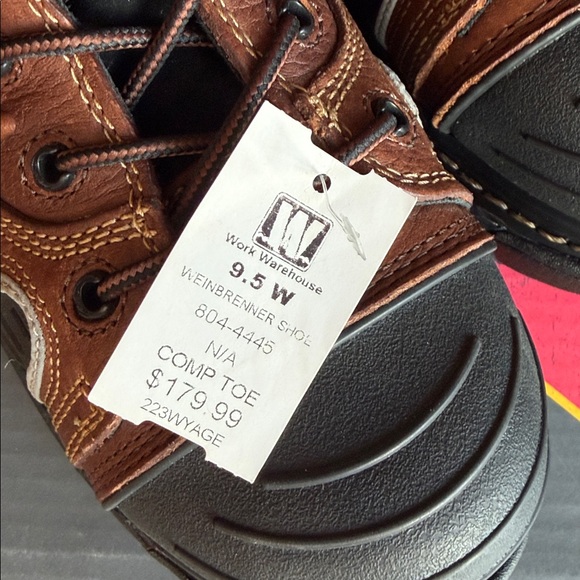 NWT Thorogood Brown and Black Men's Boots - Picture 3 of 8